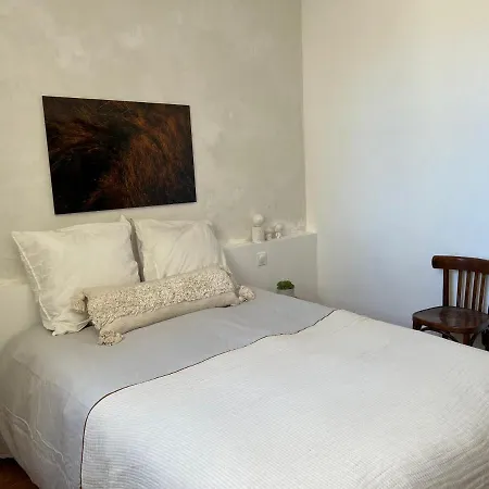 Penthouse With Large Terrace And Veranda * Arles