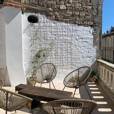 Apartment Penthouse With Large Terrace And Veranda Arles