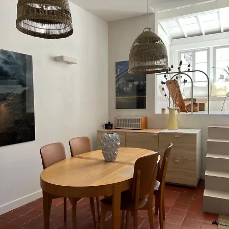 Penthouse With Large Terrace And Veranda * Arles